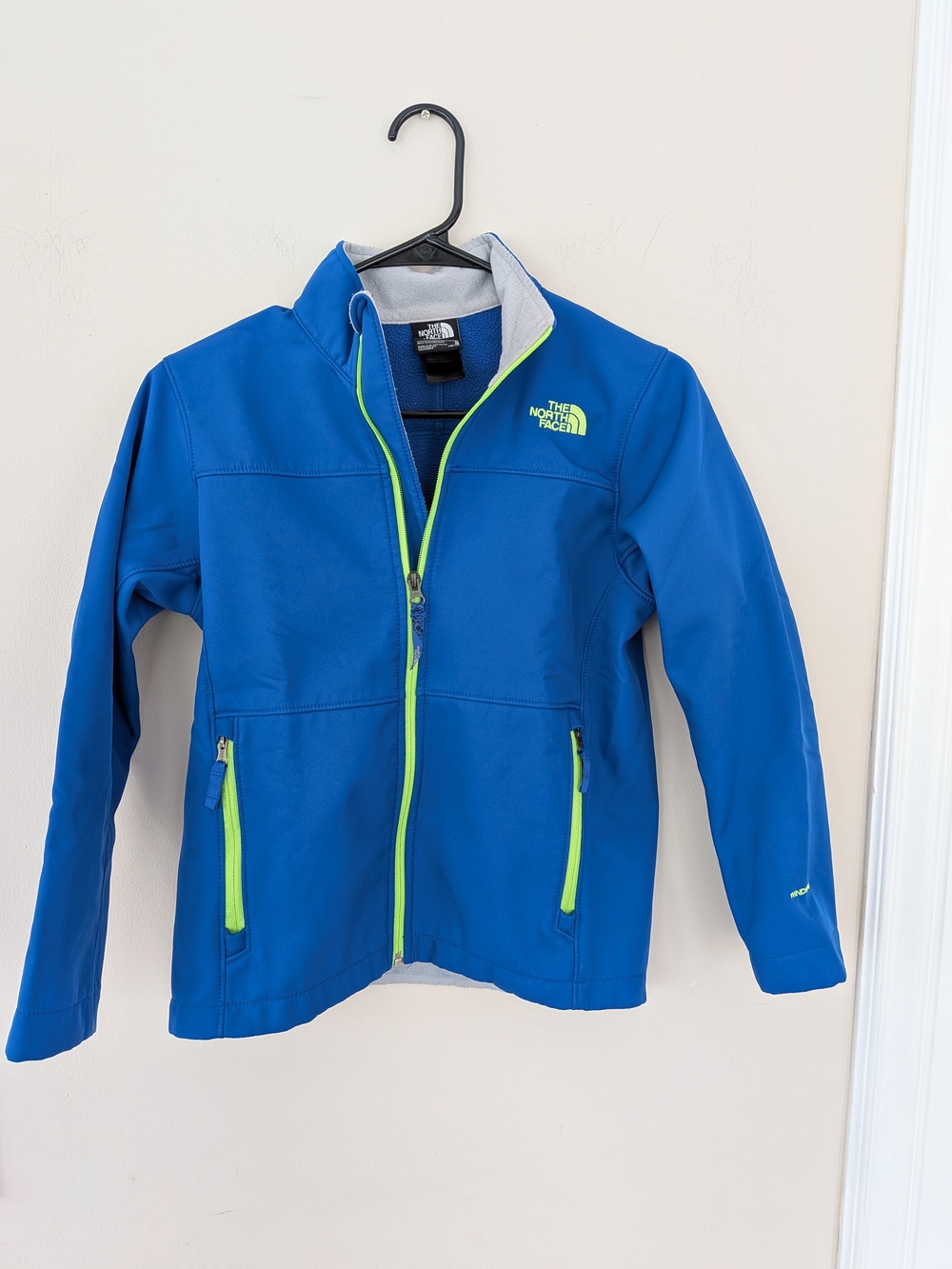 The North Face Boys Blue Softshell Jacket Fleece Lined Size M 10/12